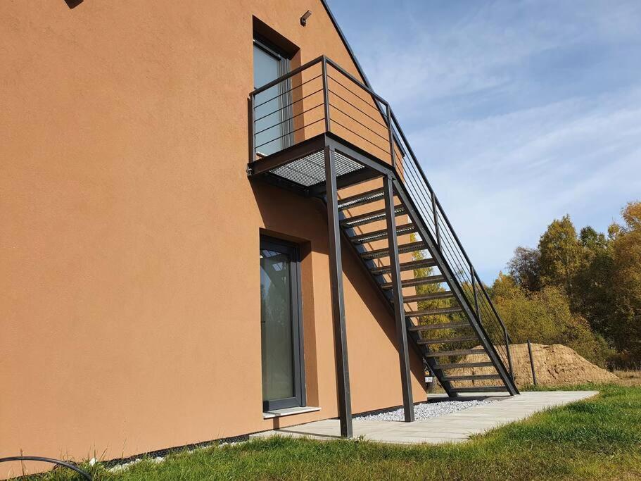 Relax Vila Lipno- apartmán v podkroví u pláže Windy Point Černá v Pošumaví Exteriér fotografie