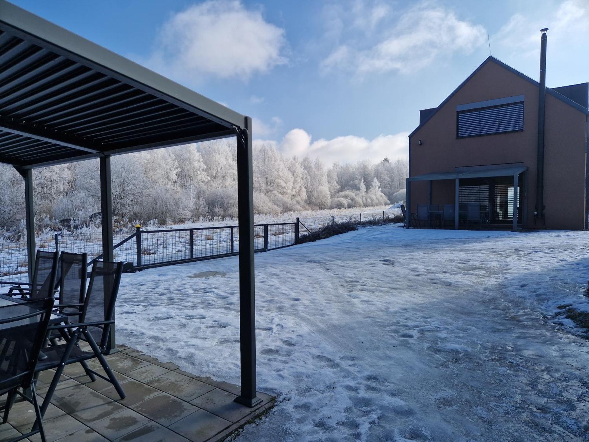 Relax Vila Lipno- apartmán v podkroví u pláže Windy Point Černá v Pošumaví Exteriér fotografie