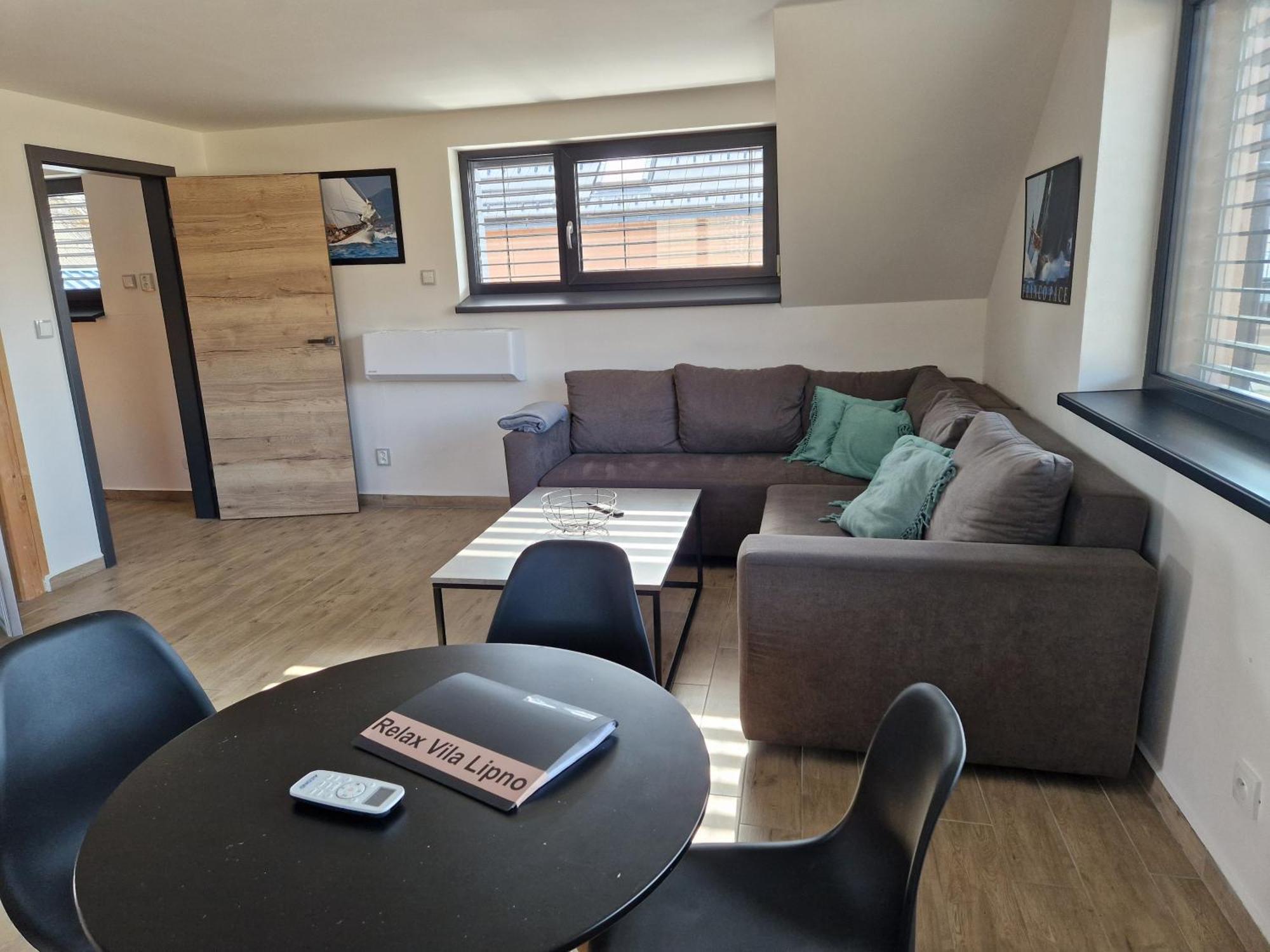 Relax Vila Lipno- apartmán v podkroví u pláže Windy Point Černá v Pošumaví Exteriér fotografie
