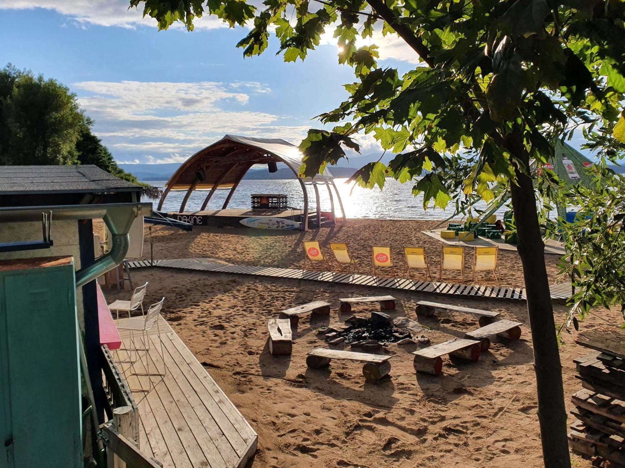 Relax Vila Lipno- apartmán v podkroví u pláže Windy Point Černá v Pošumaví Exteriér fotografie