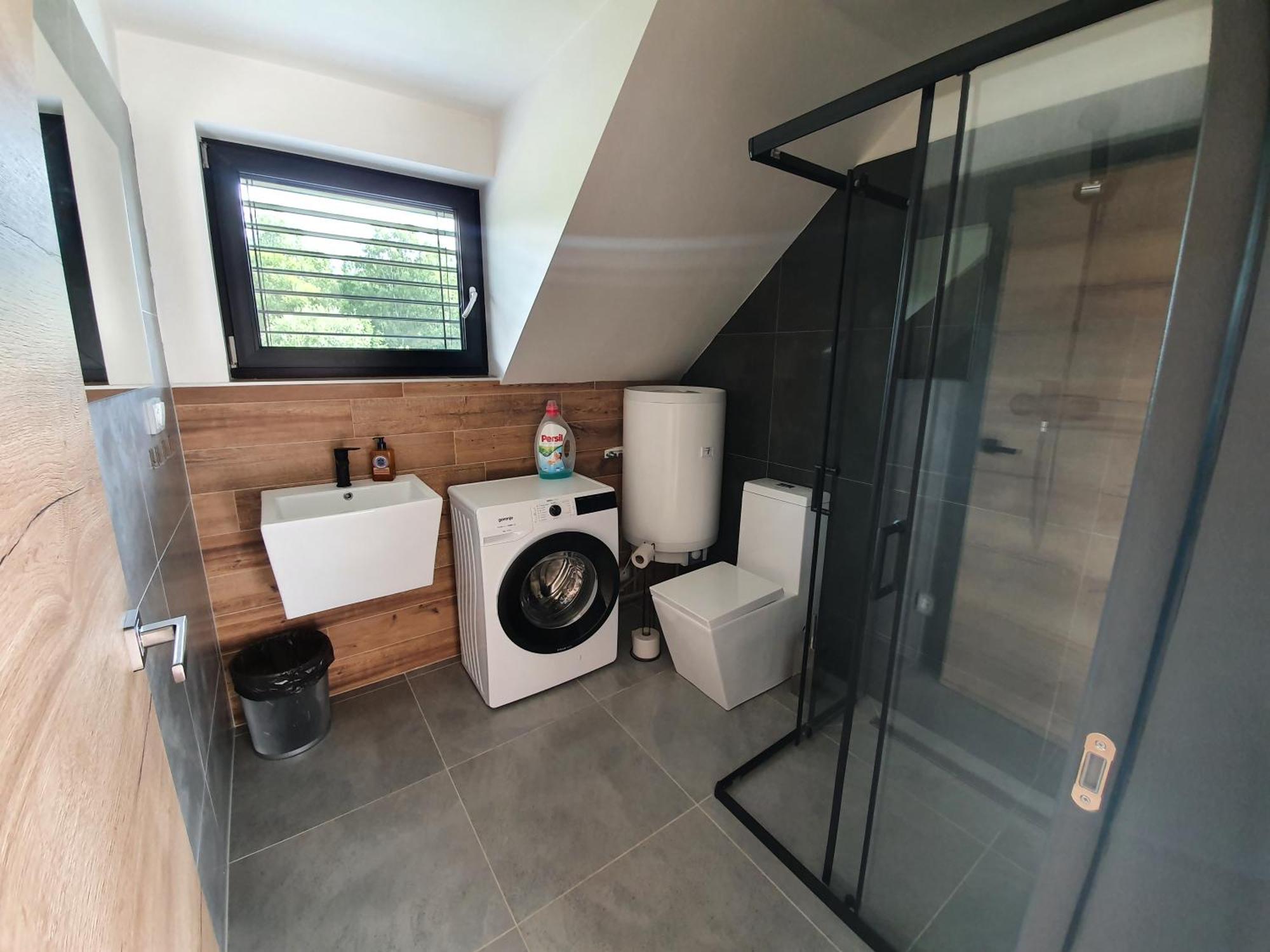 Relax Vila Lipno- apartmán v podkroví u pláže Windy Point Černá v Pošumaví Exteriér fotografie